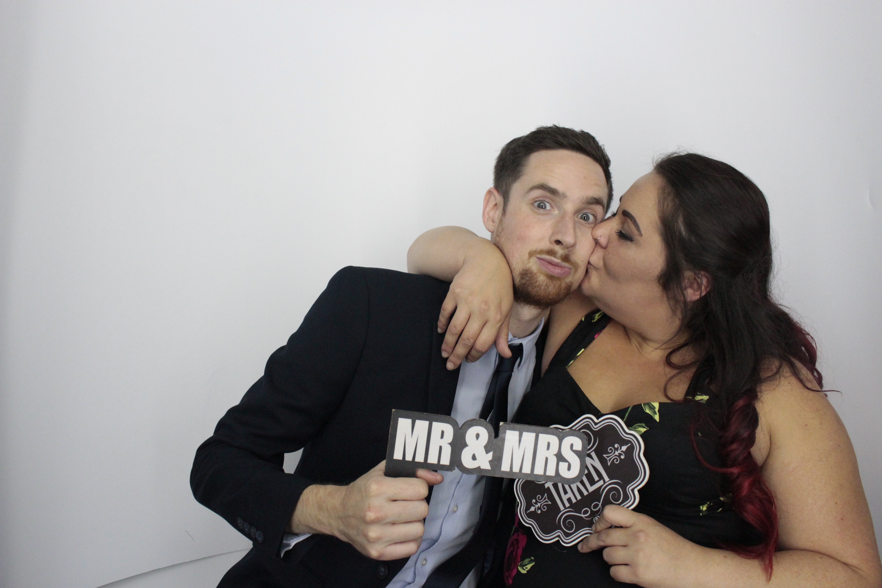 Ollie & Amy's Wedding | View more photos from the event at gallery.myphotoboothexperience.co.uk/u/MyPhotoBoothExperienceLtd/Ollie-Amys-Wedding